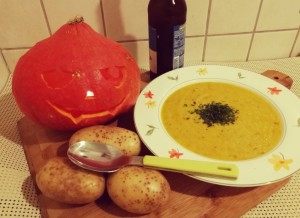 Kürbissuppen Rezept - Kürbiscremesuppe zubereiten