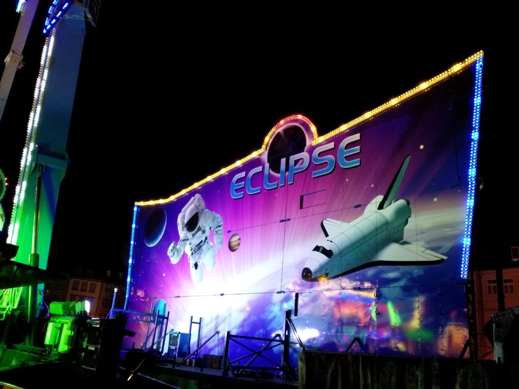 Eclipse Werbeschild Überschlagsattraktion Erfurter Altstadtfrühling Bilder Bild – Frühlingsfest Erfurt Bildergalerie