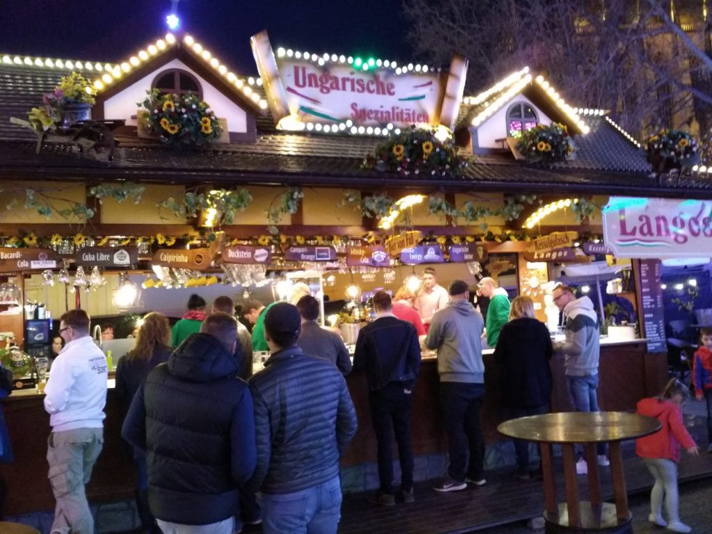 Leckere Ungarische Spezialitäten auf dem Frühlingsfest in Erfurt Ungarische Spezialitäten auf dem Frühlingsfest