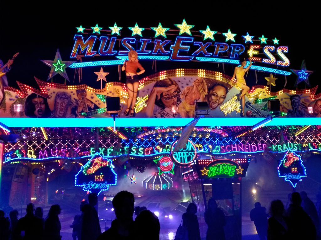 Frühlingsfest Erfurt - geniale Beleuchtung MusikExpress MusikExpress Frühlingsfest Erfurt